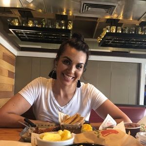 Meet your Posher, Alejandra